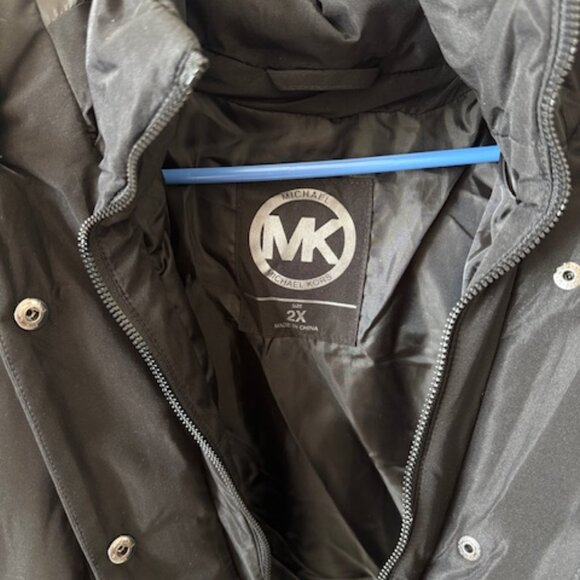 Women's winter coat - Picture 2 of 7